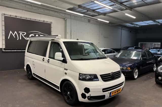 Volkswagen Transporter (2004) thumbnail 3