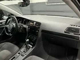 Volkswagen Golf (2018) thumbnail 12