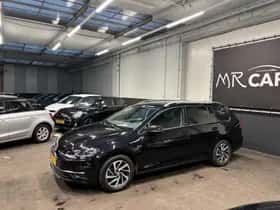Volkswagen Golf (2018) thumbnail 3