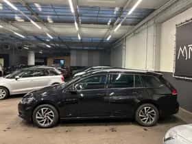Volkswagen Golf (2018) thumbnail 4