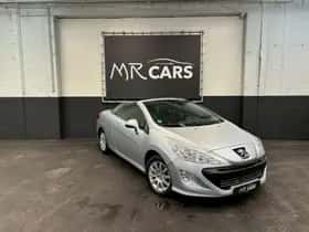 Peugeot 308 (2010) thumbnail 4