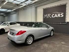 Peugeot 308 (2010) thumbnail 7