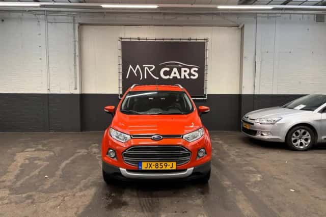 Ford EcoSport (2016) thumbnail 2