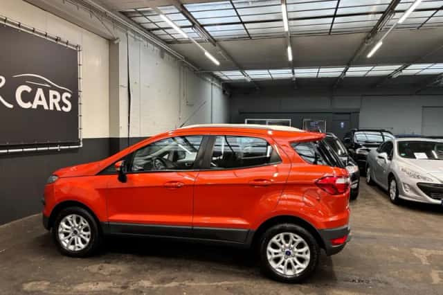Ford EcoSport (2016) thumbnail 11