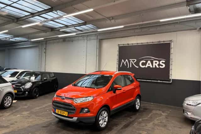 Ford EcoSport (2016) thumbnail 5