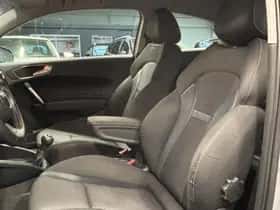 Audi A1 (2011) thumbnail 15