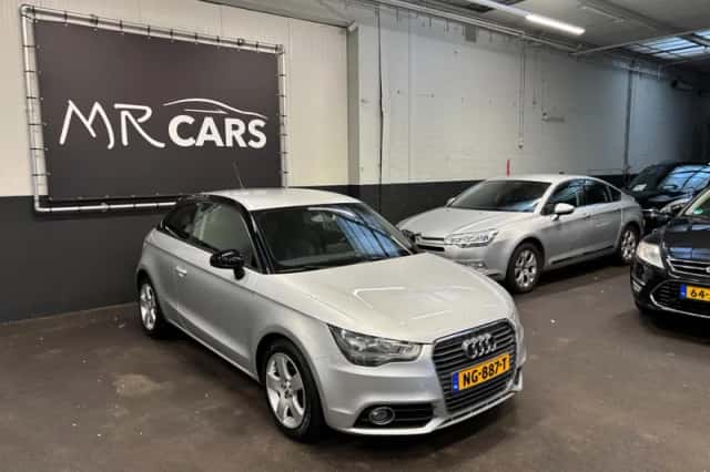 Audi A1 (2011) thumbnail 5