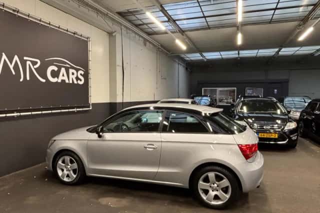 Audi A1 (2011) thumbnail 7
