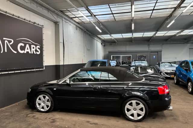 Audi A4 (2004) thumbnail 13