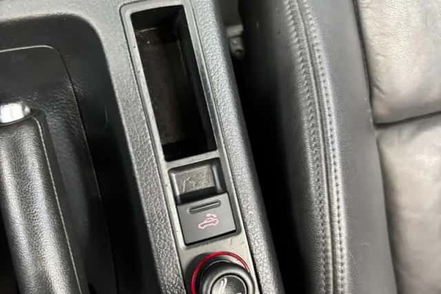 Audi A4 (2004) thumbnail 19