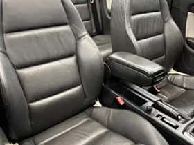 Audi A4 (2004) thumbnail 21