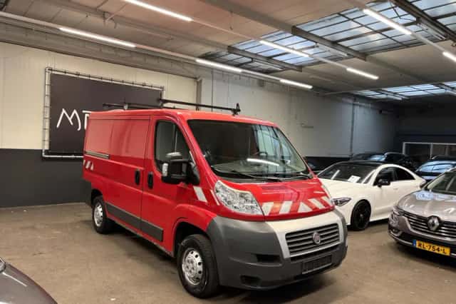 Fiat Ducato (2010) thumbnail 3