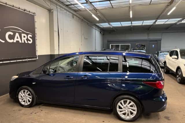 Mazda 5 (2011) thumbnail 12