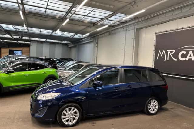 Mazda 5 (2011) thumbnail 6