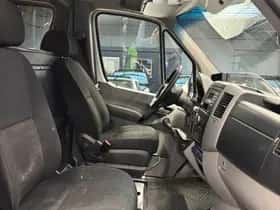 Mercedes-Benz Sprinter (2016) thumbnail 13