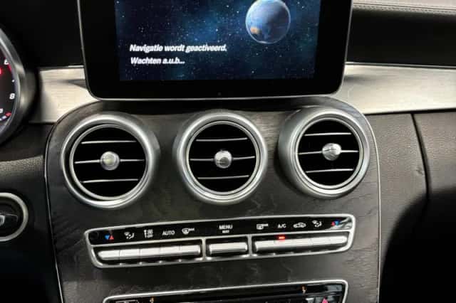 Mercedes-Benz C-Klasse (2015) thumbnail 16