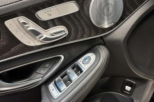 Mercedes-Benz C-Klasse (2015) thumbnail 18