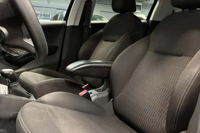 Peugeot 208 (2017) thumbnail 18