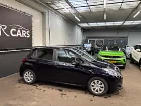Peugeot 208 (2017) thumbnail 6