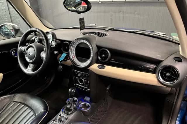 MINI Mini (2014) thumbnail 12