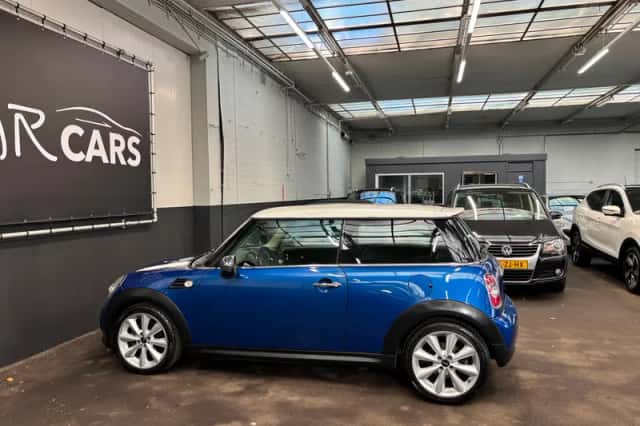 MINI Mini (2014) thumbnail 7