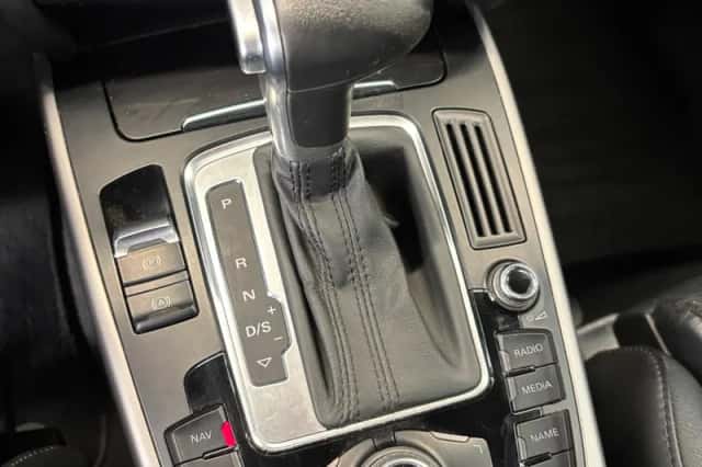 Audi A4 (2013) thumbnail 16
