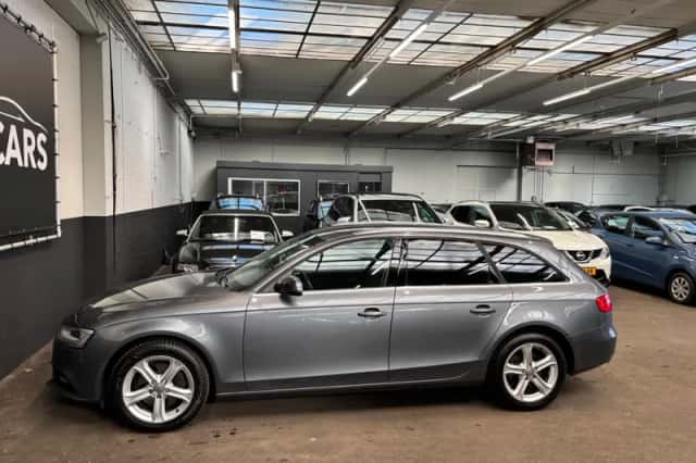 Audi A4 (2013) thumbnail 10