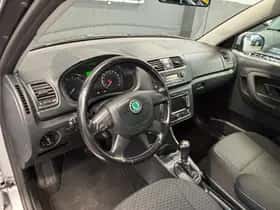 Škoda Fabia (2013) thumbnail 15