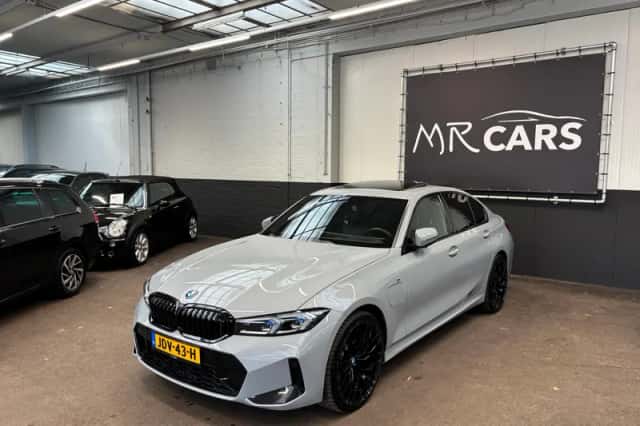 BMW 3-Serie (2024) thumbnail 5