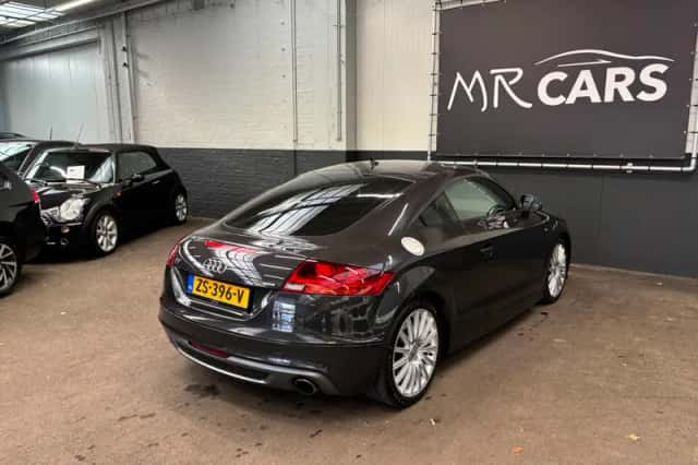 Audi TT (2011) thumbnail 7