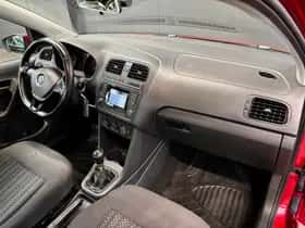 Volkswagen Polo (2014) thumbnail 12