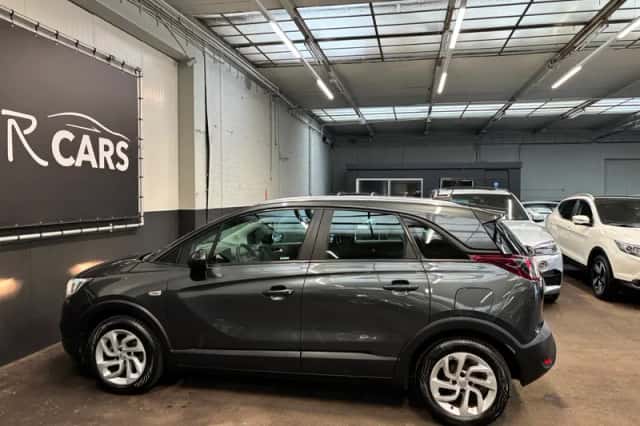 Opel Crossland X (2018) thumbnail 9