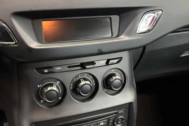 Citroën C3 (2016) thumbnail 14