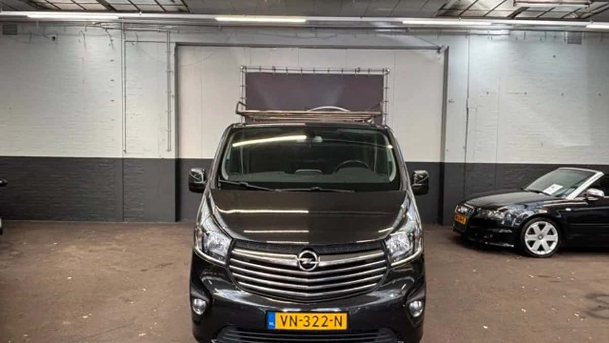 Opel Vivaro (2015) — foto 1