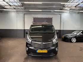 Opel Vivaro (2015) thumbnail 2