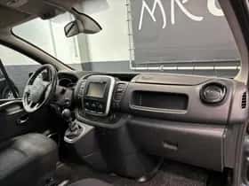 Opel Vivaro (2015) thumbnail 13