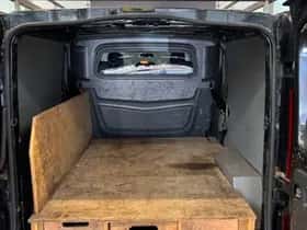 Opel Vivaro (2015) thumbnail 18