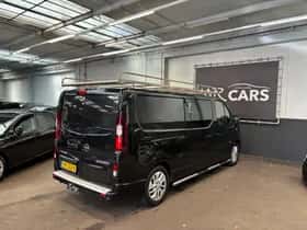 Opel Vivaro (2015) thumbnail 8