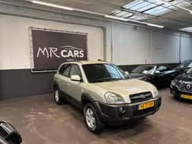 Hyundai Tucson (2007) thumbnail 3