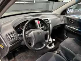 Hyundai Tucson (2007) thumbnail 10