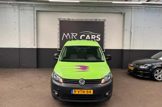 Volkswagen Caddy (2012) thumbnail 1