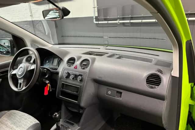Volkswagen Caddy (2012) thumbnail 14