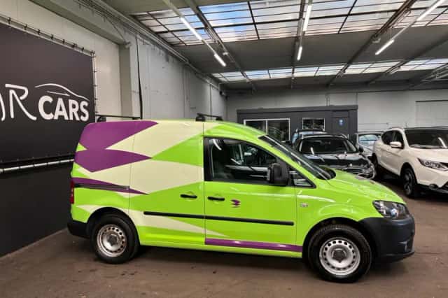 Volkswagen Caddy (2012) thumbnail 7