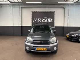 Toyota RAV4 (2004) thumbnail 2