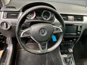 Škoda Rapid (2015) thumbnail 14