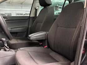 Škoda Rapid (2015) thumbnail 16