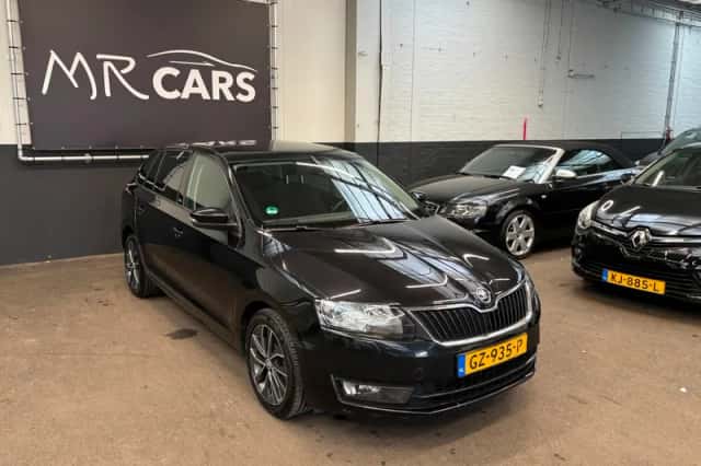 Škoda Rapid (2015) thumbnail 3