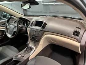 Opel Insignia Sports Tourer (2013) thumbnail 12