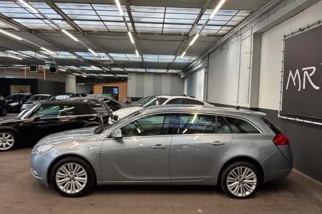 Opel Insignia Sports Tourer (2013) thumbnail 6