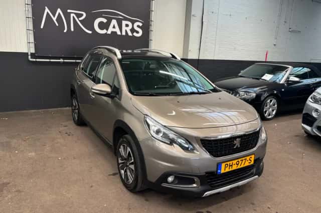 Peugeot 2008 (2017) thumbnail 5